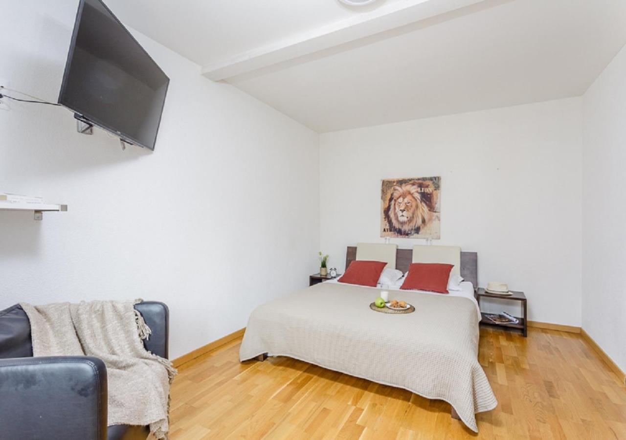 Swiss Star Guesthouse Oerlikon - Contactless Self Check-In Zurigo Esterno foto